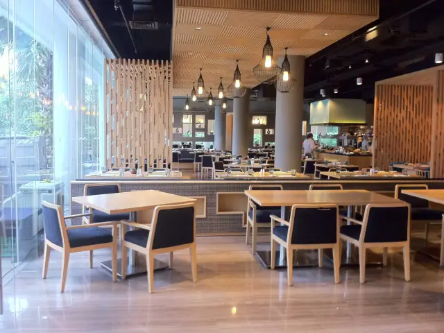 Gambar Makanan OPEN Restaurant - DoubleTree by Hilton Jakarta Diponegoro 10