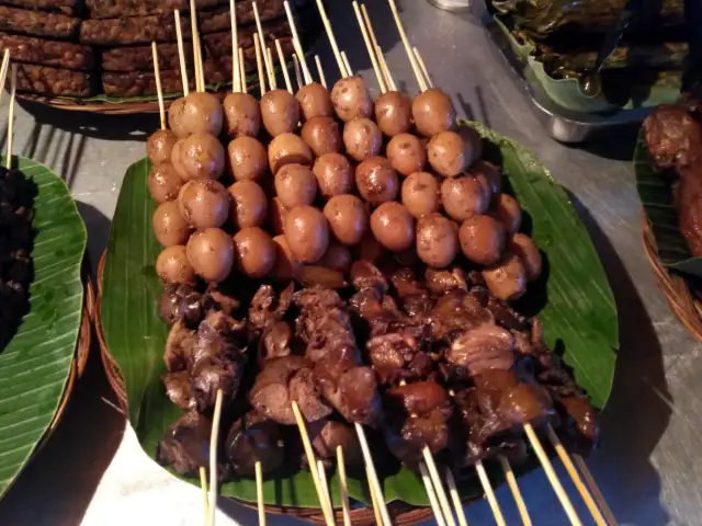 Gambar Makanan Angkringan Godong Gedang 3