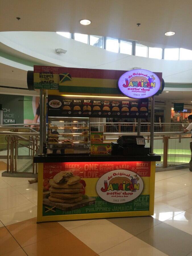 de Original Jamaican Pattie Shop and Juice Bar SM City Santa Rosa in