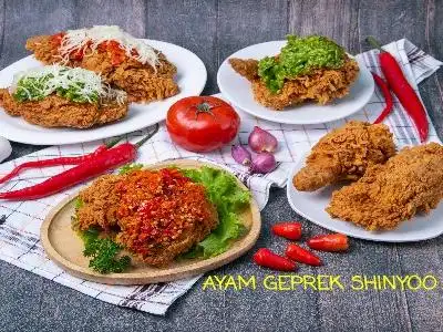 Ayam Geprek Shinyoo, CIMONE