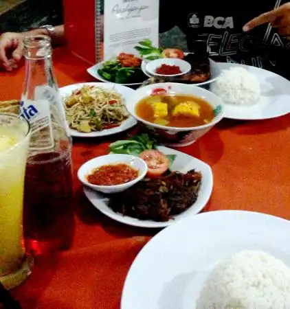 Gambar Makanan Warung Parahyangan 19