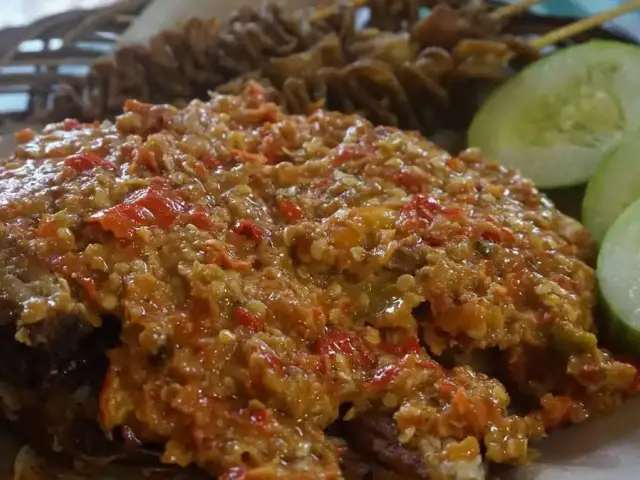 Gambar Makanan Ayam Gepuk Sambal Bawang Pak Gembus 14