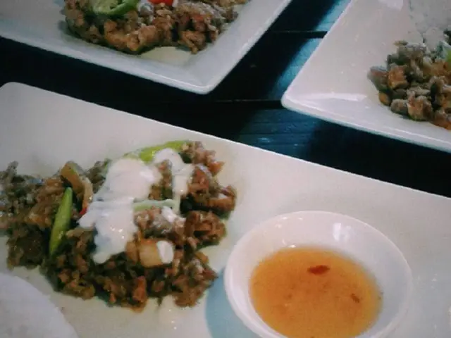 Concho's Home of Sisig Goodness Food Photo 16