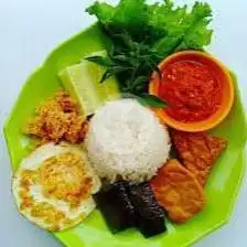 Gambar Makanan Sego Sambel Dan Es Jus Mama e Bhara 5