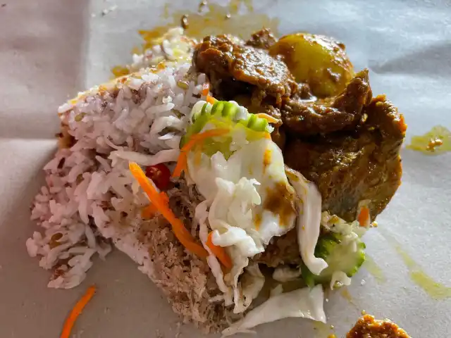 Liniey Nasi Kerabu Tumis Food Photo 3