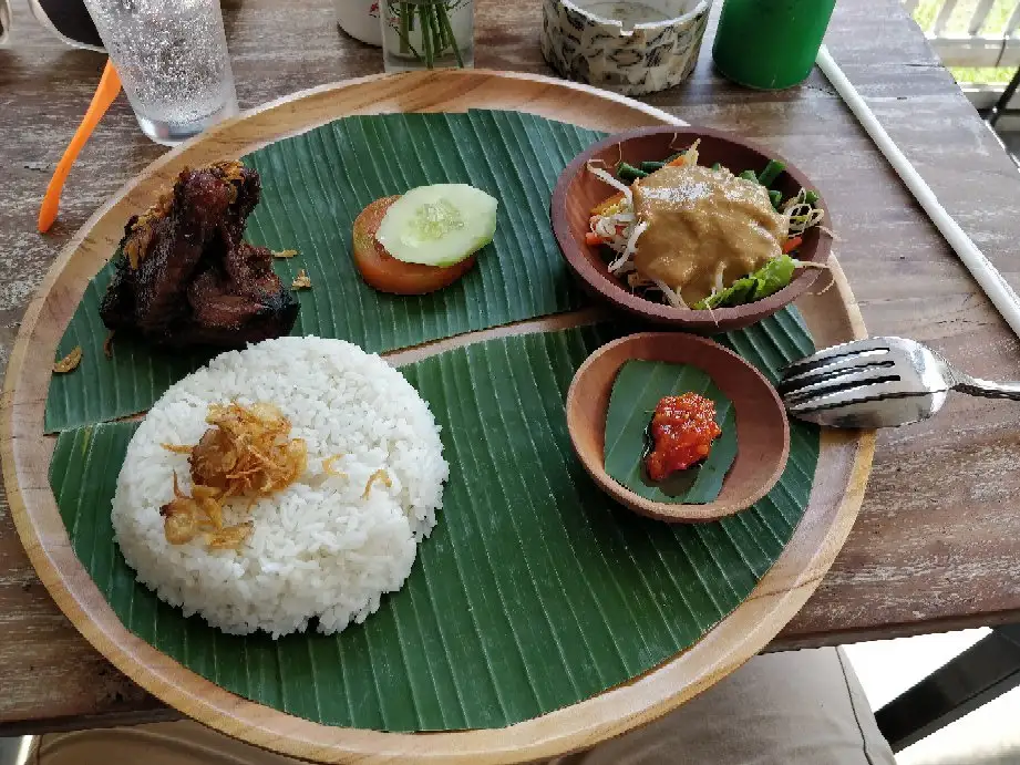 Bidadari Ayam Bakar