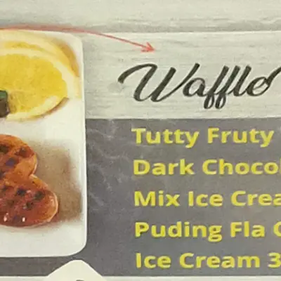 Waffle Ice Cream Wakul Suroboyo