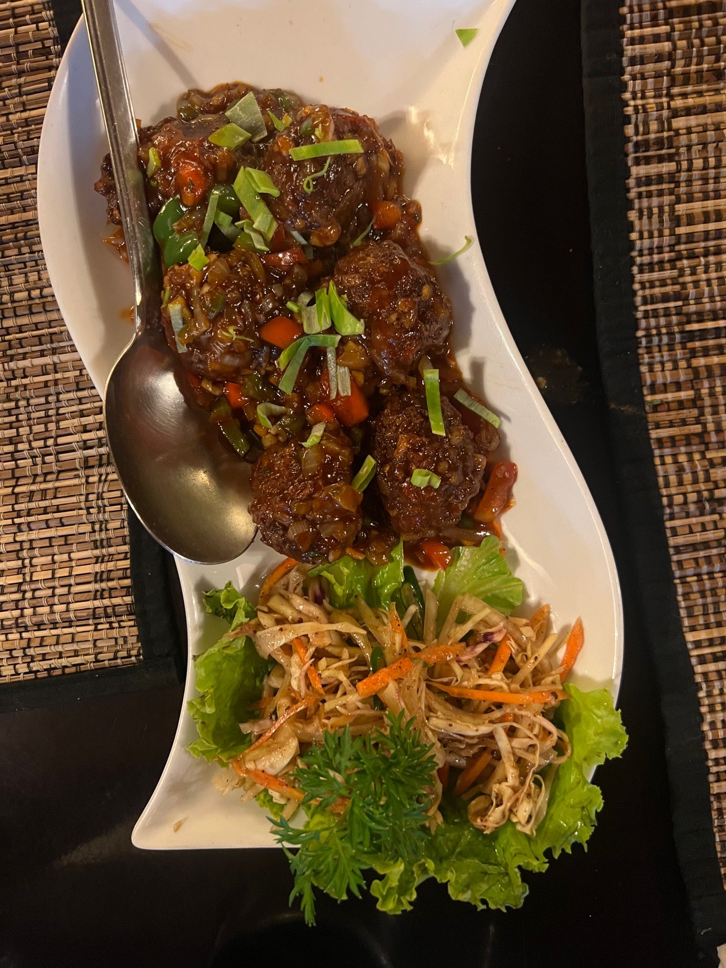 Sitara Indian Cuisine Restaurant terdekat Restoran dan Tempat Makan India terdekat di Surabaya