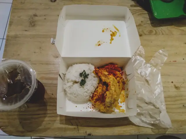 Gambar Makanan Kandang Ayam 14