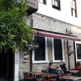 Tarihi Eminönü Kahvecisi