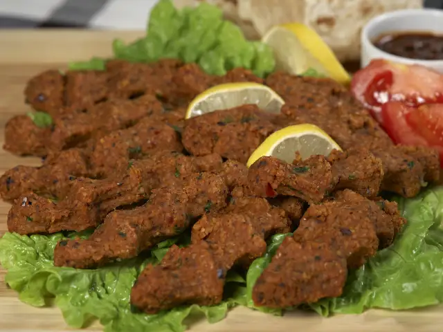 Adıyamanlı Çiğ Köfteci Selim Usta'nin yemek ve ambiyans fotoğrafları 1