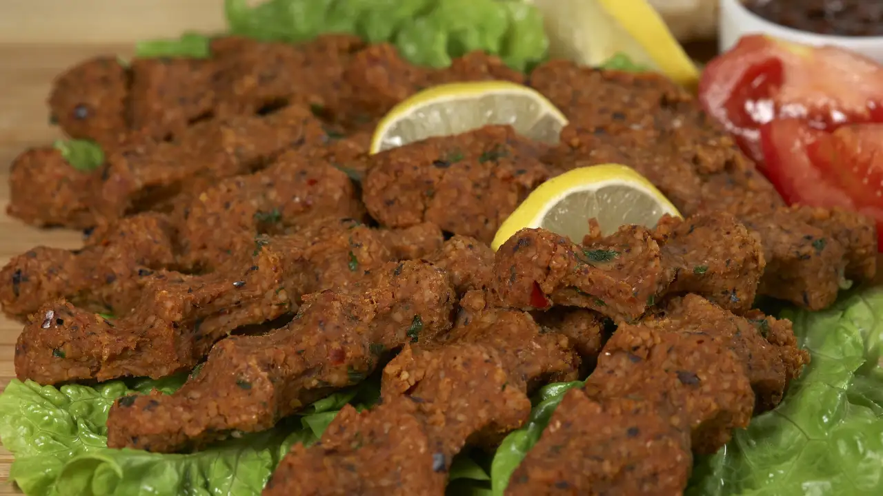 Adıyamanlı Çiğ Köfteci Selim Usta