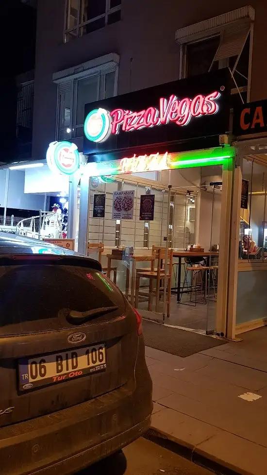 Pizza Vegas'nin yemek ve ambiyans fotoğrafları 2