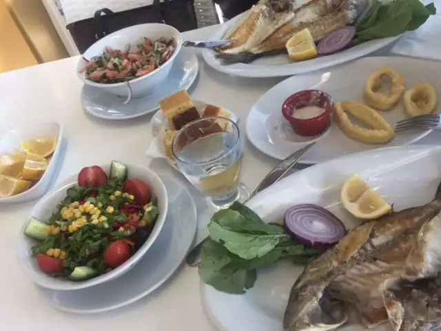 Tarihi Menekşe Balıkçısı'nin yemek ve ambiyans fotoğrafları 8