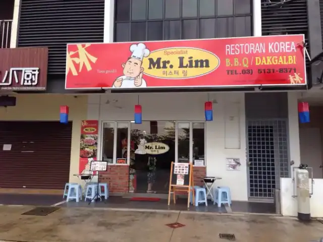 Mr Lim