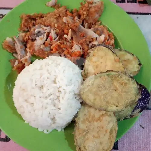 Gambar Makanan Ayam Geprek Dan Oseng Mercon Yu Lastri, Foodcourt UGM 10