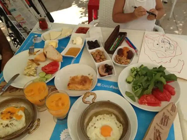 Gafe Giritli'nin yemek ve ambiyans fotoğrafları 3