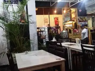 kafe cerita kambing