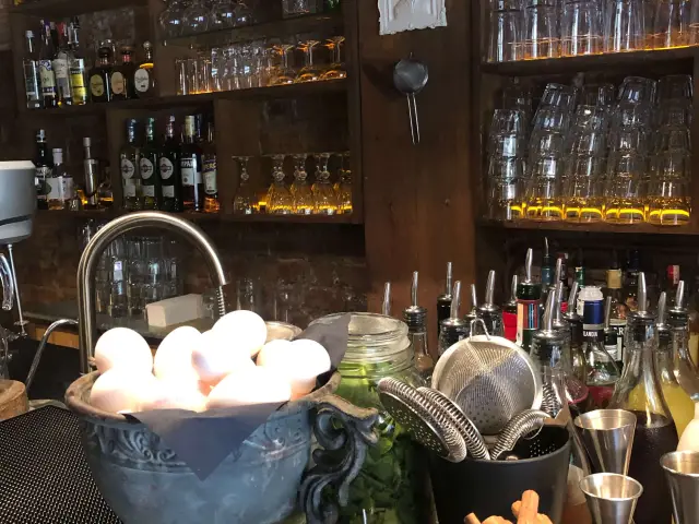 Geyik Coffee Roastery & Cocktail Bar'nin yemek ve ambiyans fotoğrafları 43