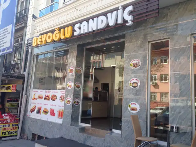 Beyoğlu Sandviç'nin yemek ve ambiyans fotoğrafları 2