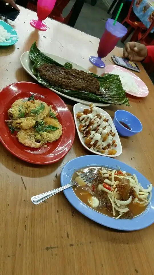 Kampung Bandung Seafood Food Photo 10