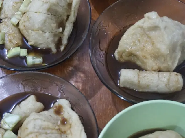 Gambar Makanan Pempek Palembang Oky 4