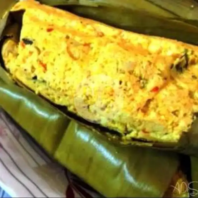 Gambar Makanan RM Ayam Goreng Cianjur, Letjend R Suprapto 9