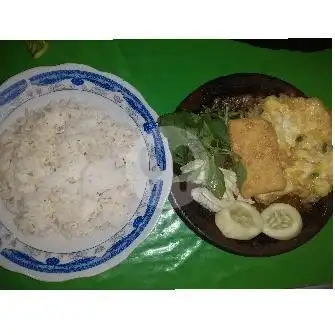 Gambar Makanan Soto Ayam Dan Lalapan Lamongan, Bromo 9