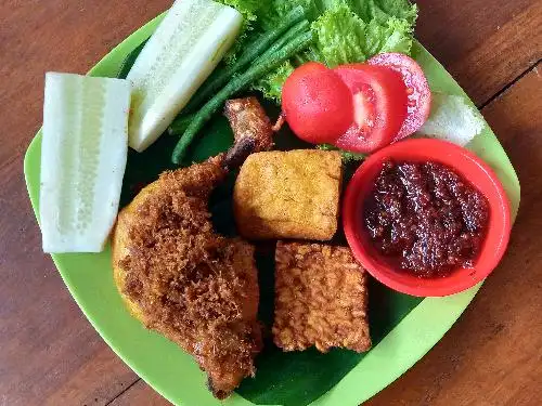 Ayam Bakar Bu Mus Kota Batu