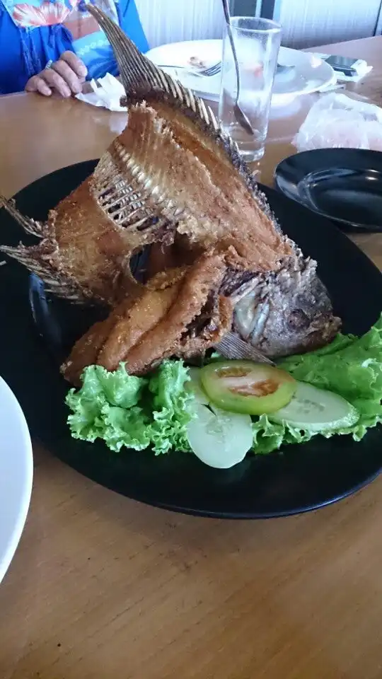 Gambar Makanan Restoran Ikan Bakar "KARIMATA" Taman Anggrek TMII 5