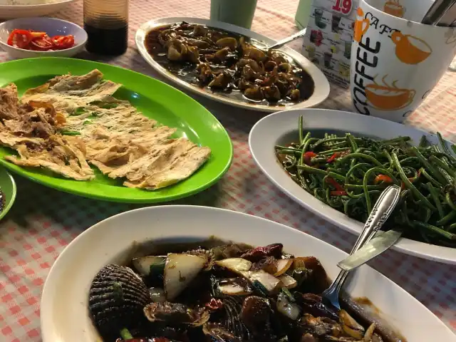 Seafood Jambatan Satok