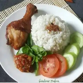 Gambar Makanan Nasi Uduk dan Nasi Kuning, Bantul 19