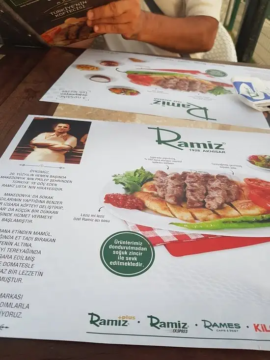 Kofteci Ramiz'nin yemek ve ambiyans fotoğrafları 13