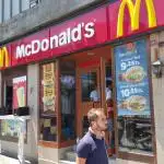 McDonald's'nin yemek ve ambiyans fotoğrafları 4