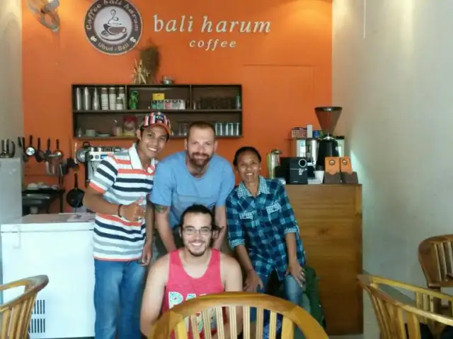 Gambar Makanan Bali Harum Restaurant 3