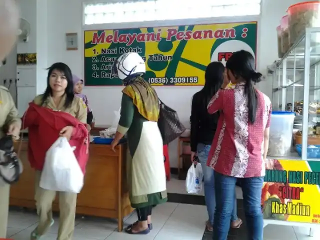 Gambar Makanan Warung nasi pecel khas madiun 10