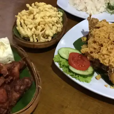 Warung Rawit Khas Kalimantan