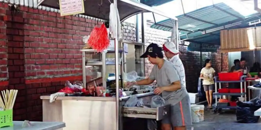 Tengkara Fried Prawn Mee