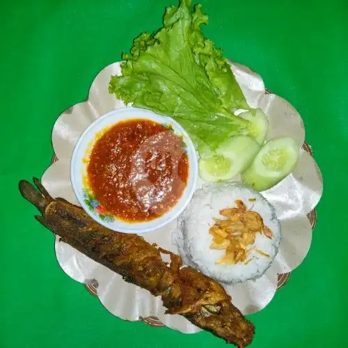 Gambar Makanan Pecel Lele Hambali, Bekasi Timur 1
