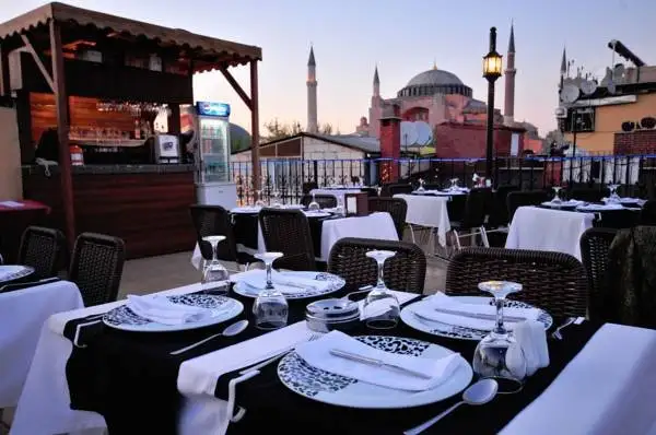 En La Luna Terrace'nin yemek ve ambiyans fotoğrafları 7