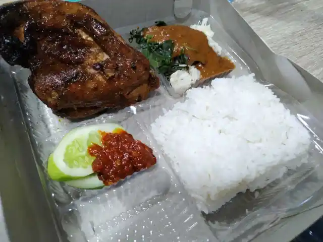 Gambar Makanan Ayam Kremes Bu Tjondro 3