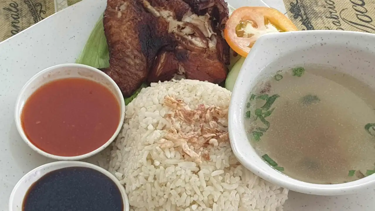 Nasi Ayam Menyongat