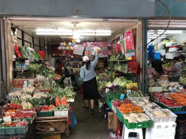 Fresh Fruits & Vegetable Stalls Food Photo 3