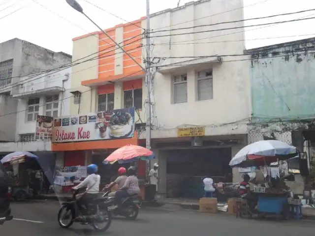 Gambar Makanan Istana Kue Pasar Besar 3