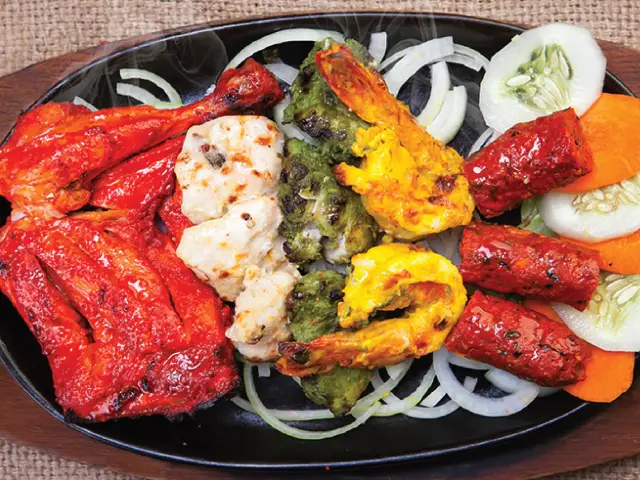 Gambar Makanan Queen's Tandoor - Sunlake Hotel 18