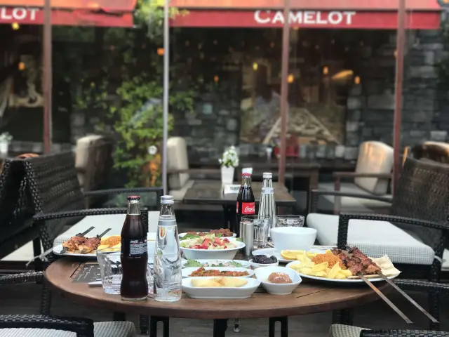 Camelot Cafe Restaurant'nin yemek ve ambiyans fotoğrafları 15