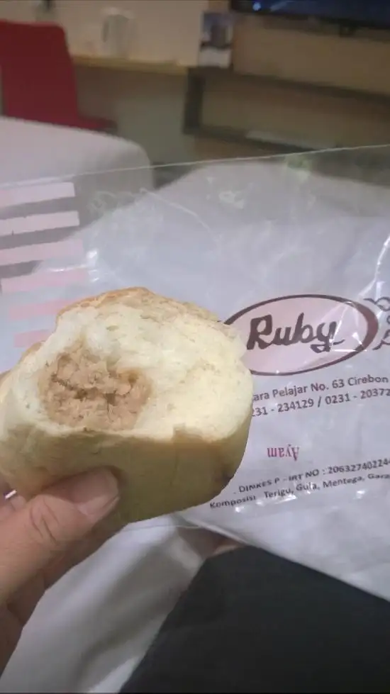 Gambar Makanan Toko Roti Ruby 20