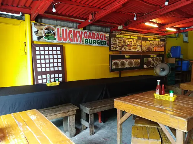 Lucky Garage Burger Food Photo 4