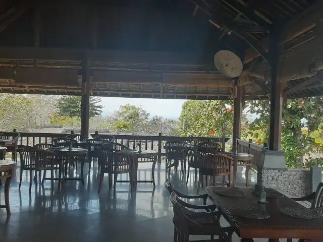 Gambar Makanan La Terrace - Sekar Nusa Villas 8