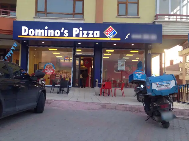 Domino's Pizza'nin yemek ve ambiyans fotoğrafları 1